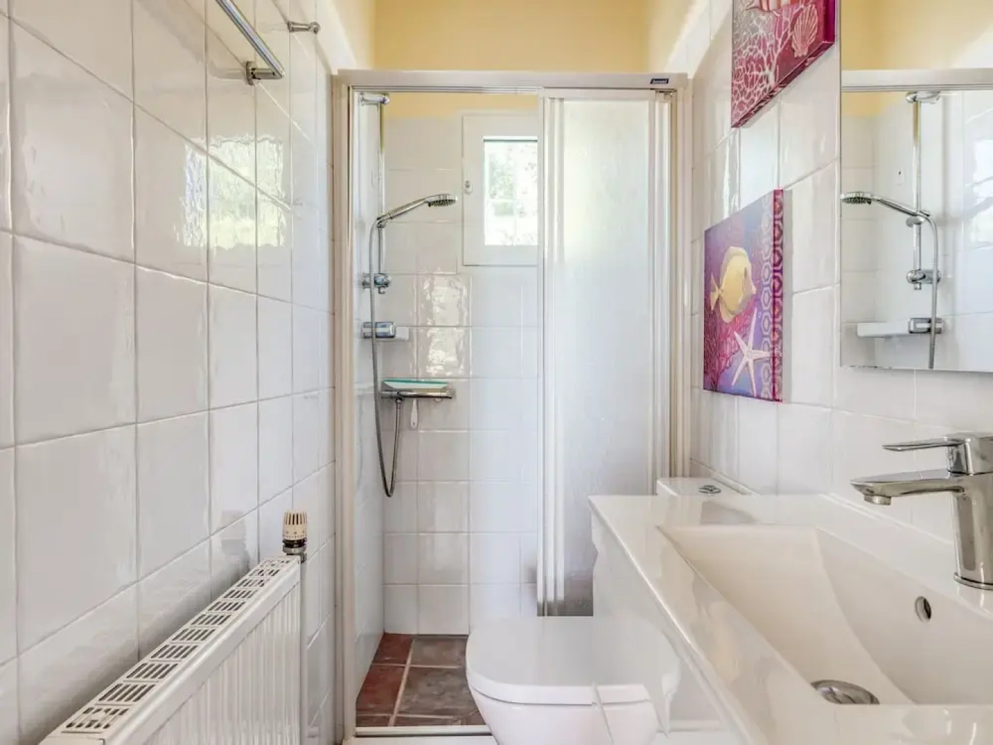 Charming Villa With Private Swimming Pool Near the Sea