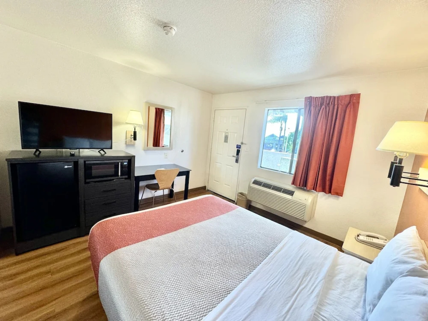Studio 6 Suites – Bellflower, Ca  - Los Angeles