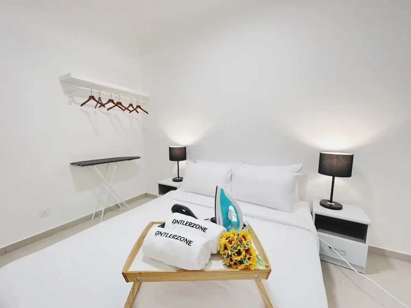 Tiara Desaru By Antlerzone