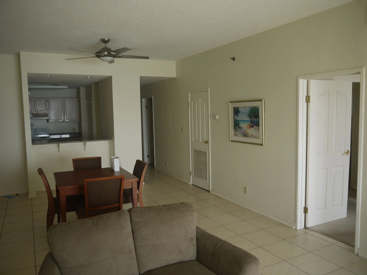 Aquarius Beach Tower