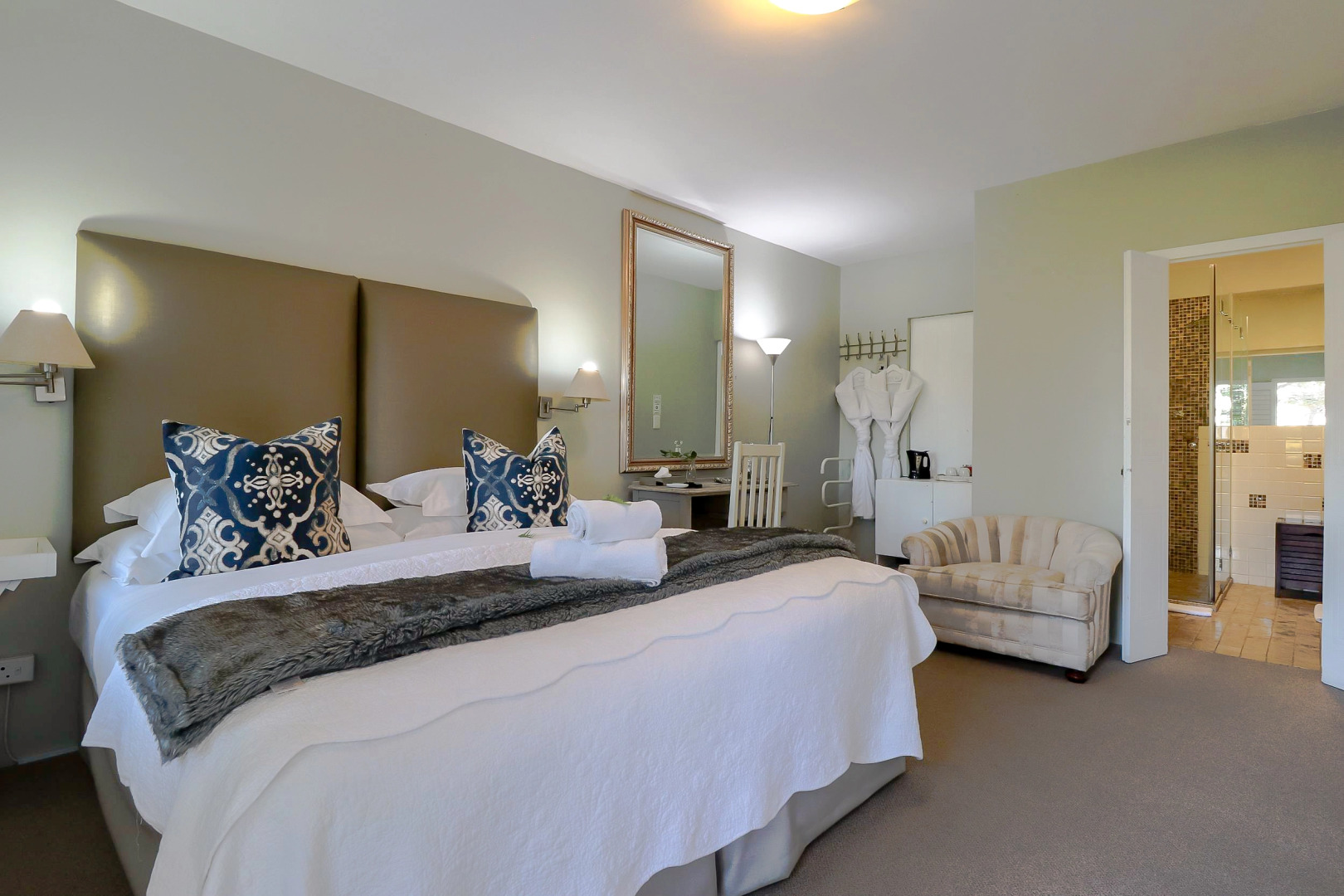 Hermanus Lodge on the Green