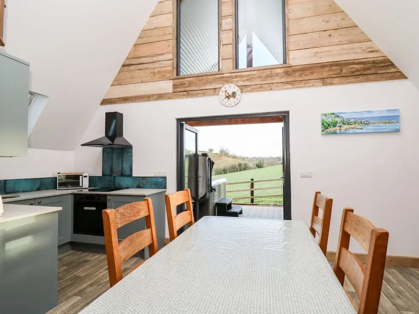 Valley View Hideaway
