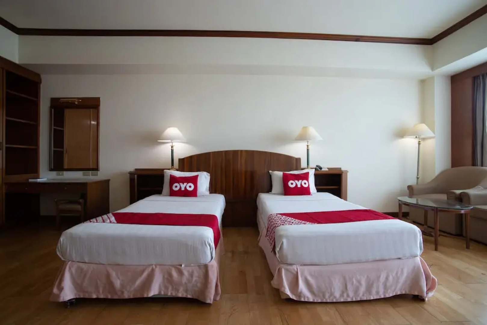 Ayutthaya River View Hotel