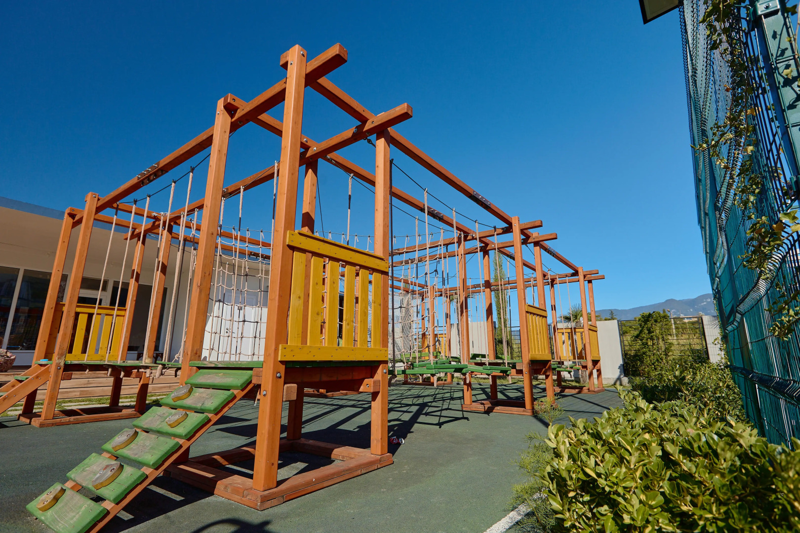 Отель Aquamarine Family Club