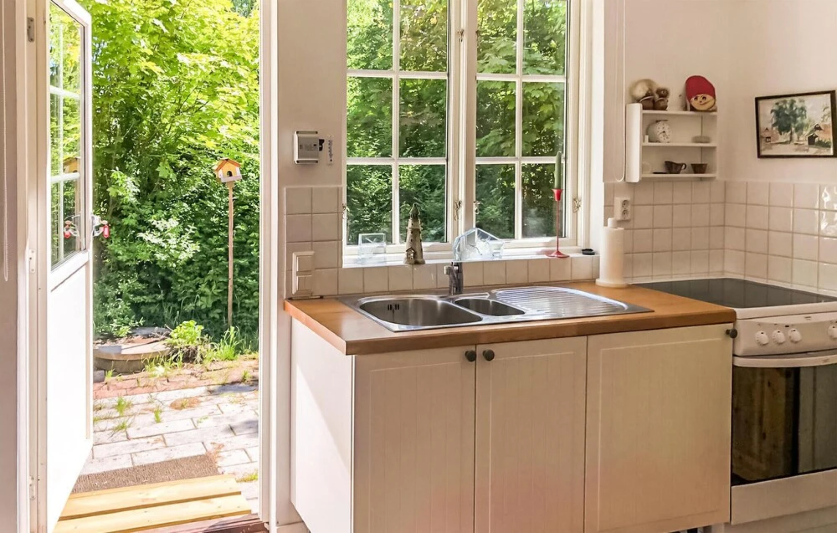 Nice Home in Kosta With 2 Bedrooms