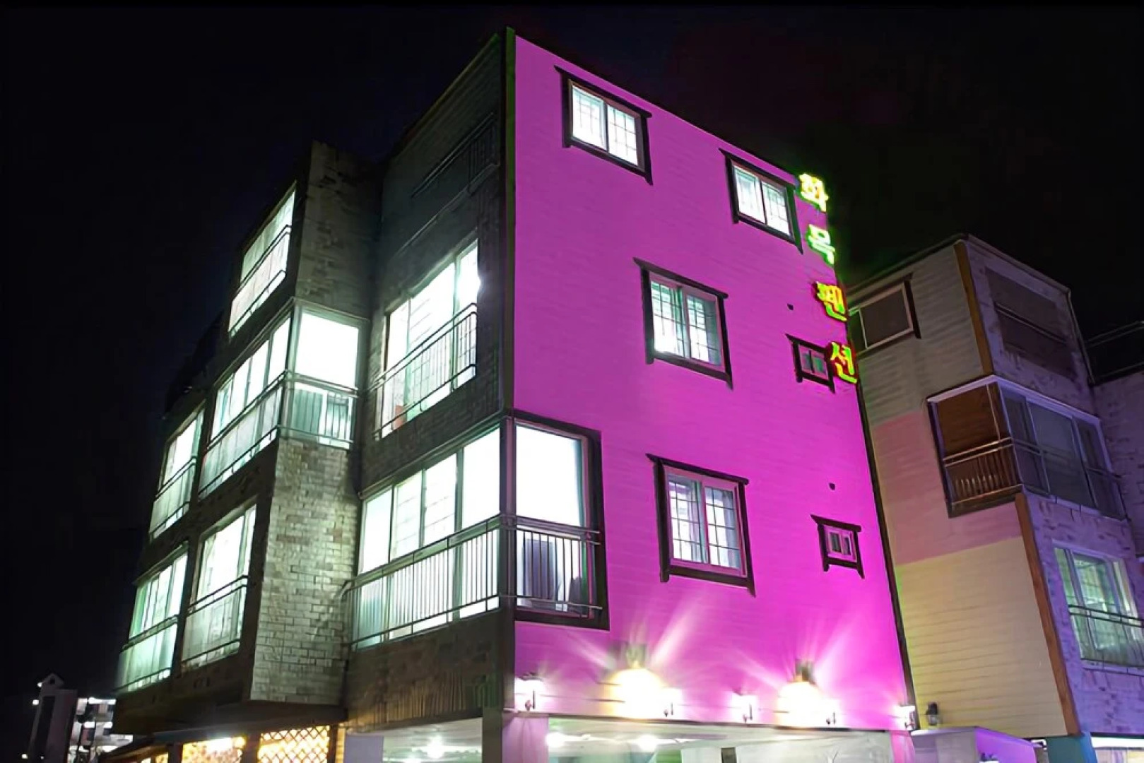 Geoje Hwamog Pension