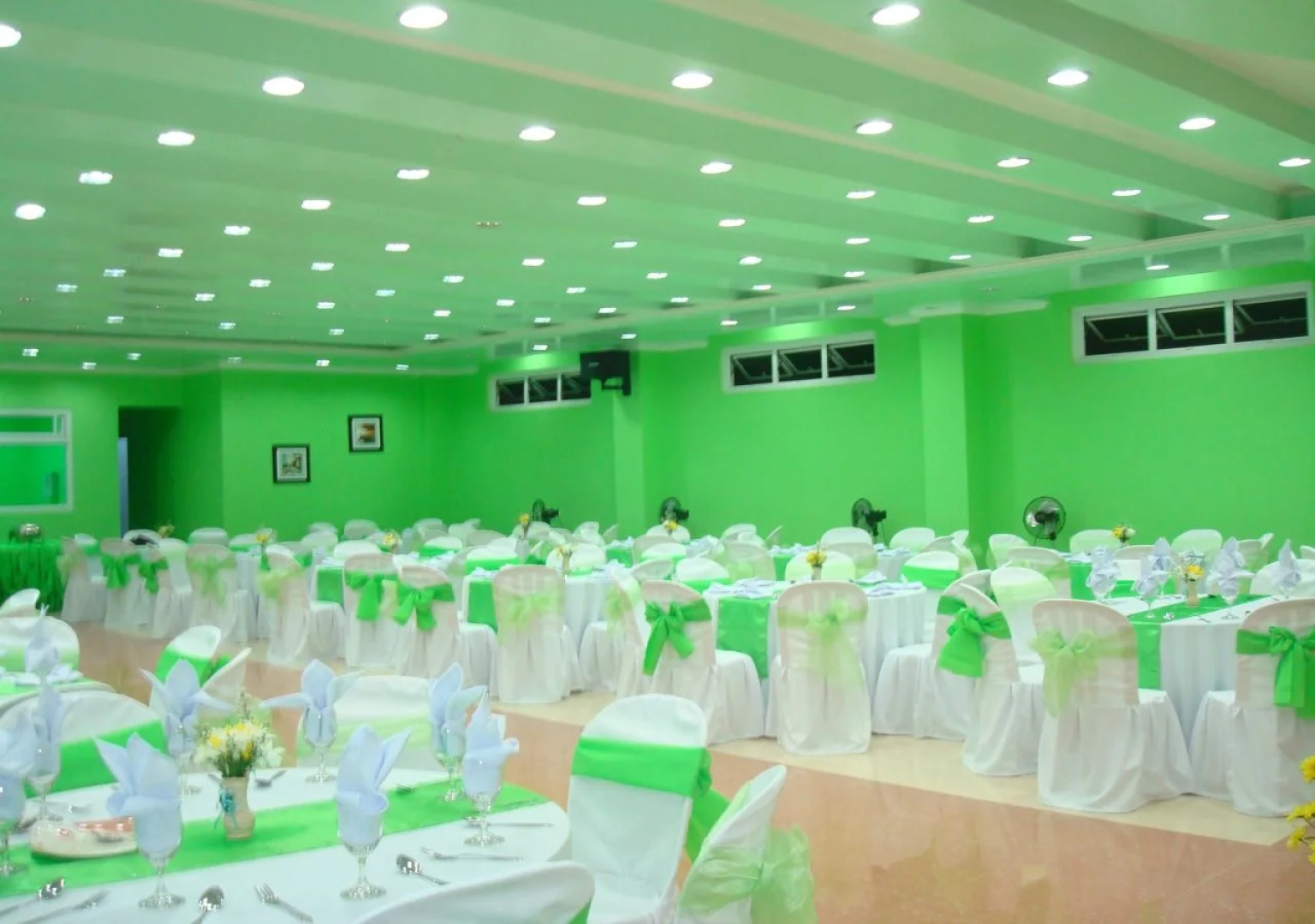 Riverview Royale Hotel