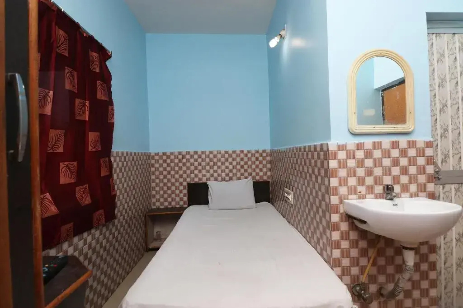 Bd Palace by OYO Rooms