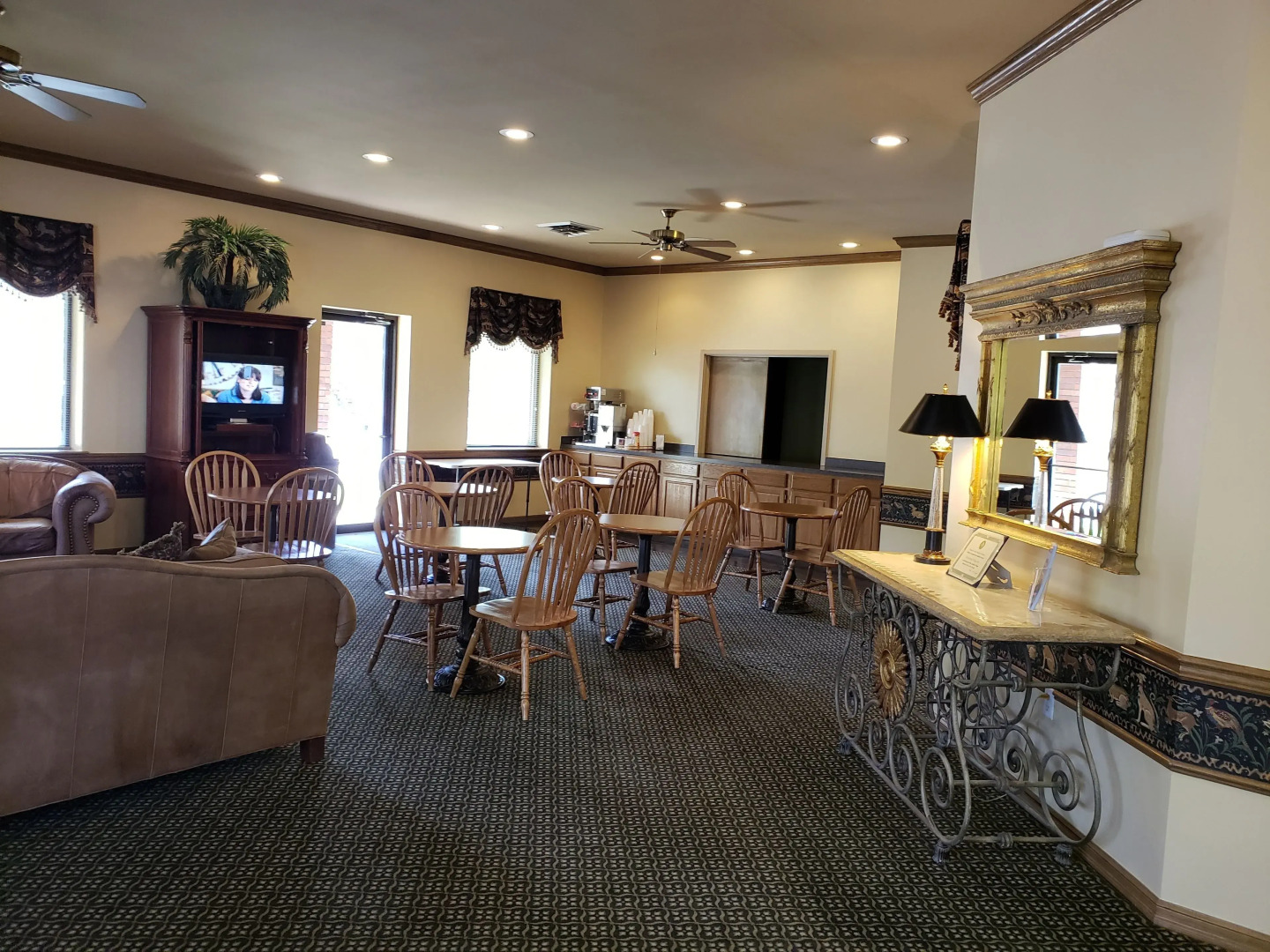 Hotsprings Village Inn