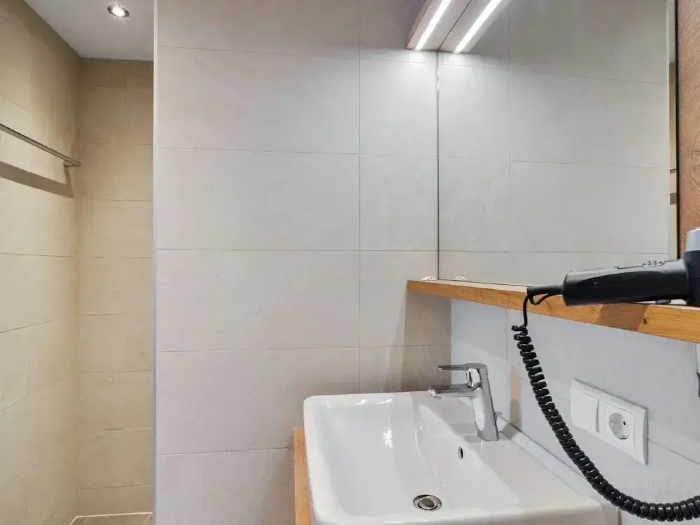 Doubleroom Without Kitchen