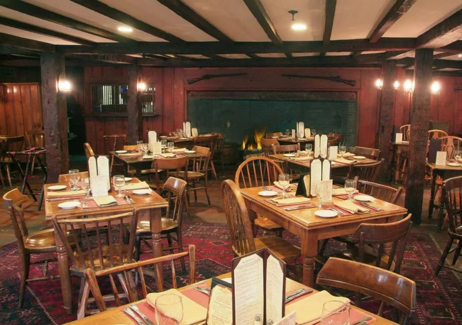 Publick House Historic Inn and Country Motor Lodge