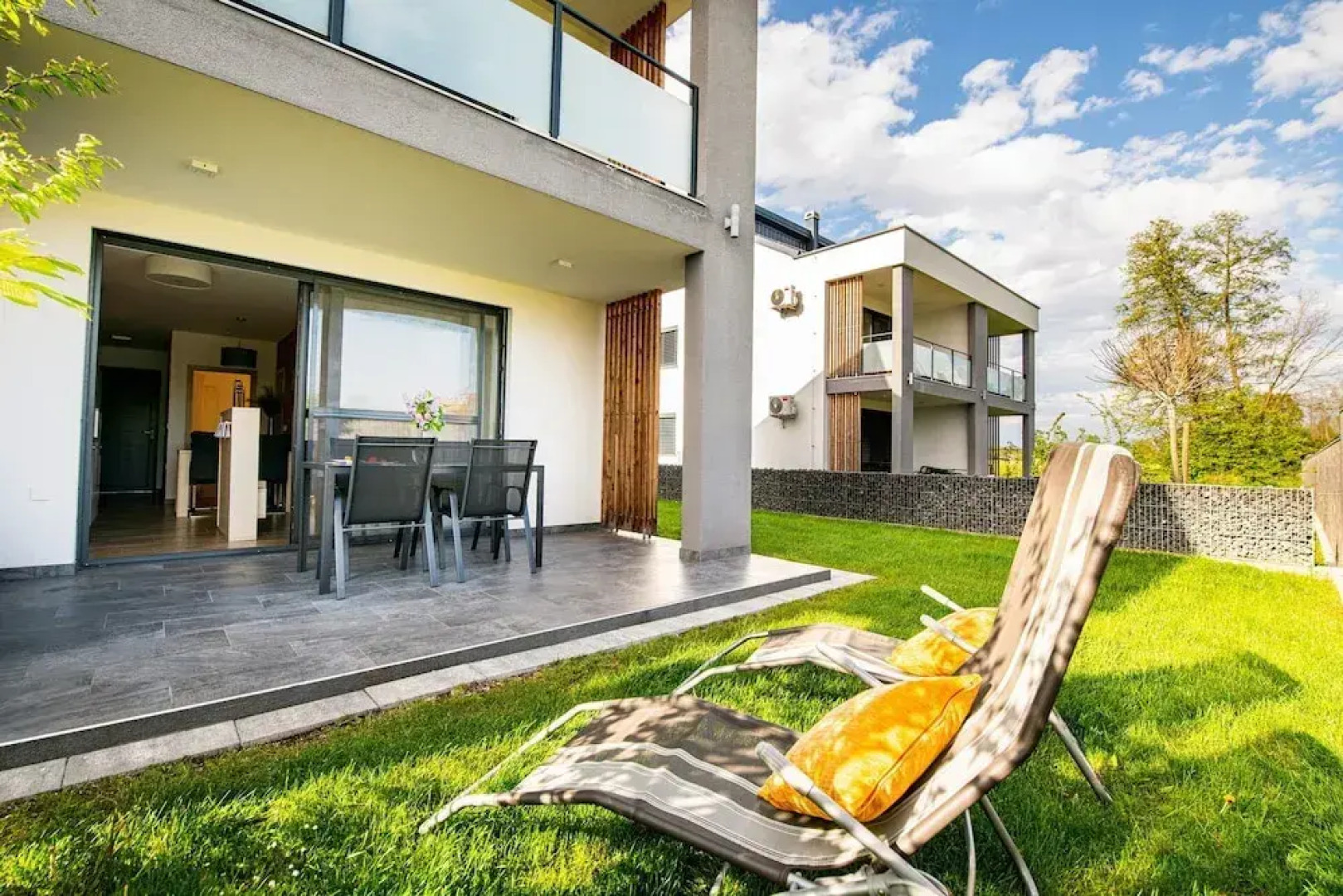 Apartments Banonia - Sunset