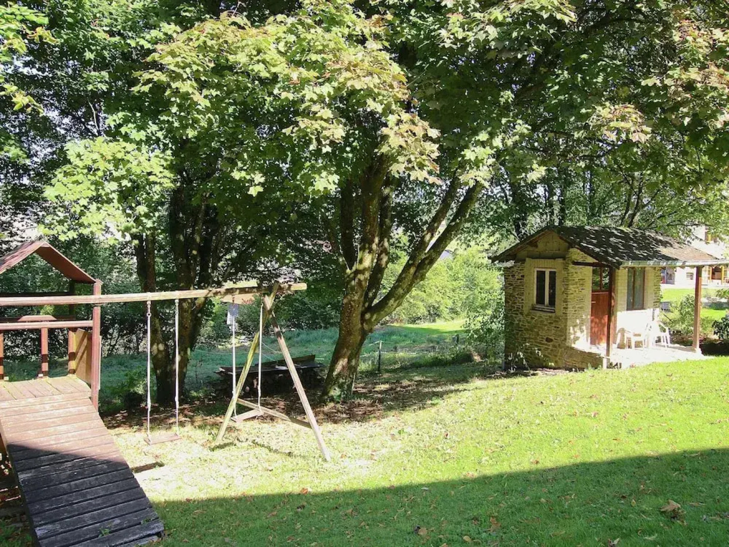 Forest Hideaway, Baillamont