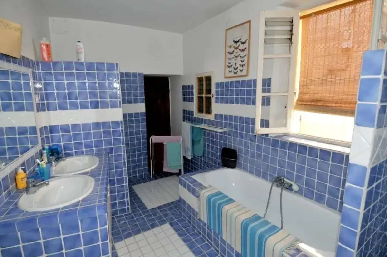 House With 4 Bedrooms in Buisson, With Wonderful Mountain View, Privat