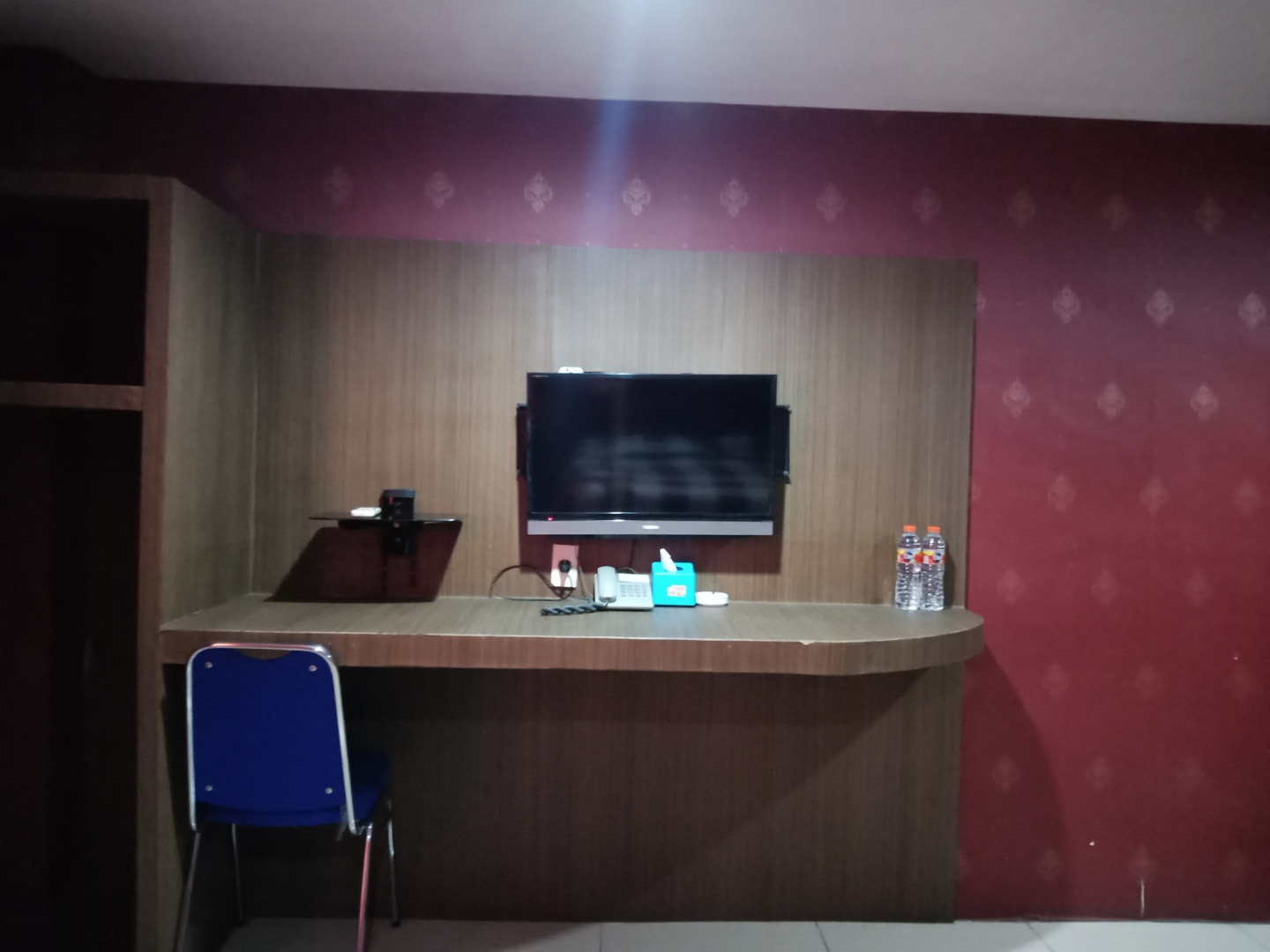 OYO 2574 Z Suites Hotel