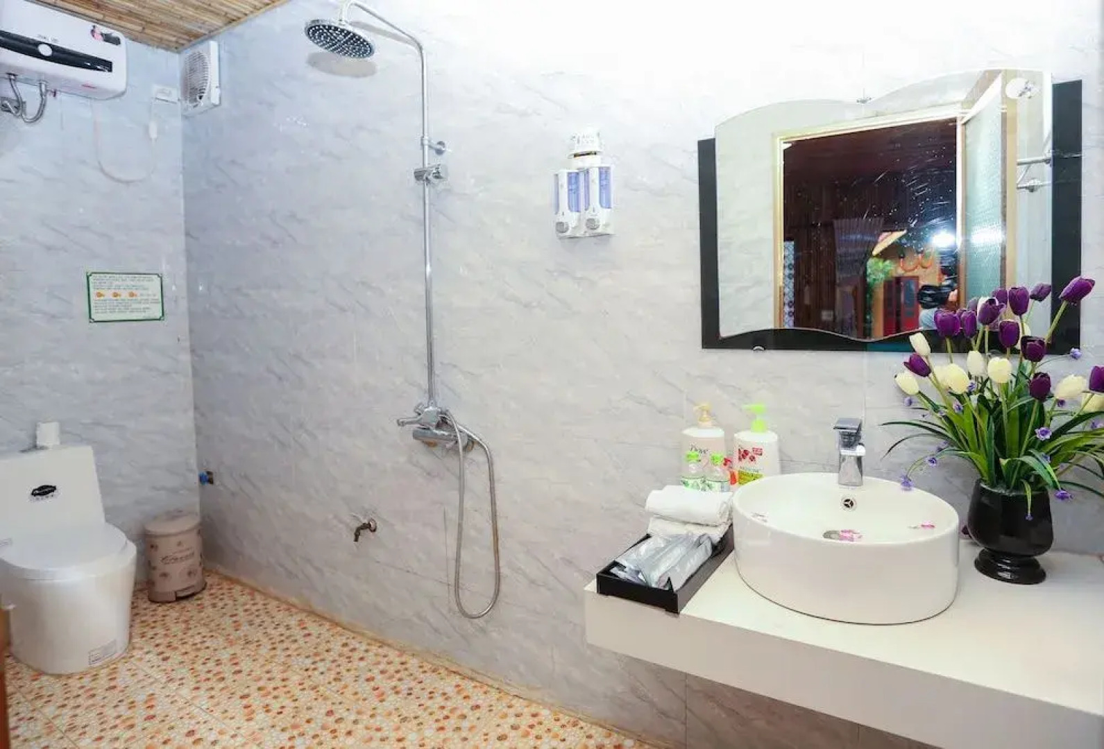 Quoc Khanh Bamboo Homestay - Hostel