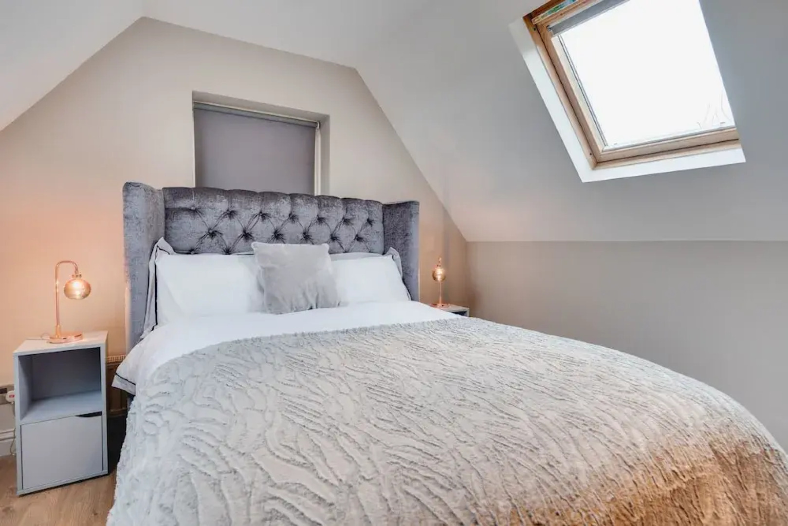 Brook Barn with Sauna & Hot Tub