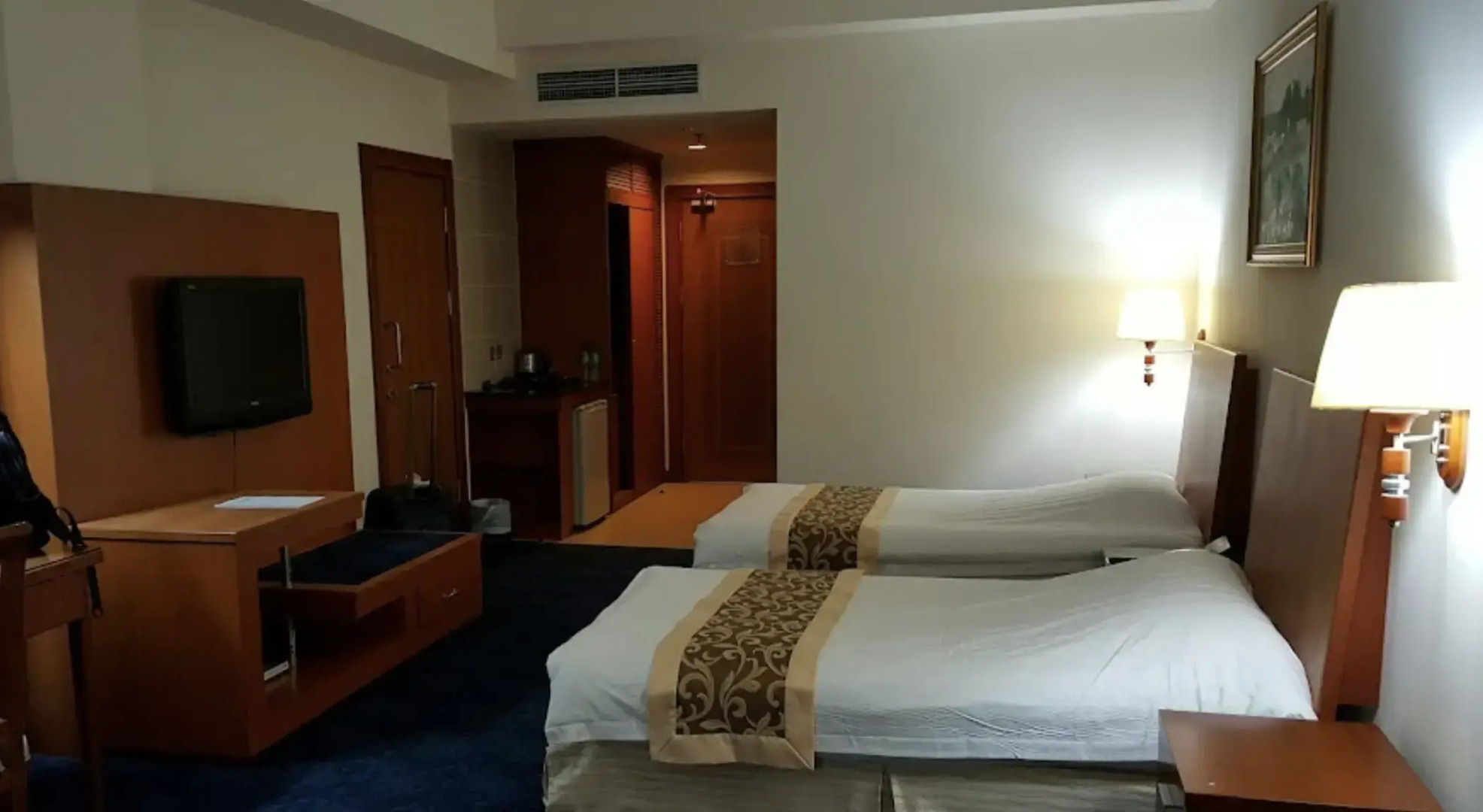 Kiulap Plaza Hotel