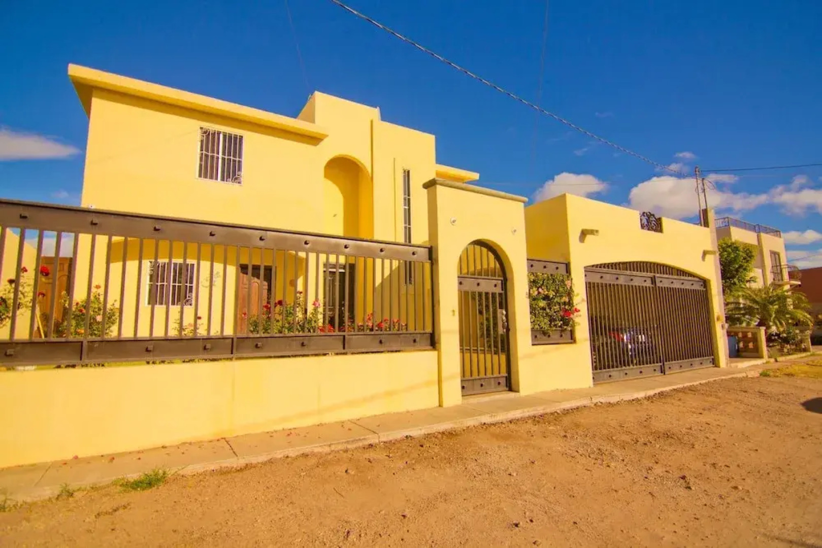 Sexta Seccion 117 3 BR by Casago