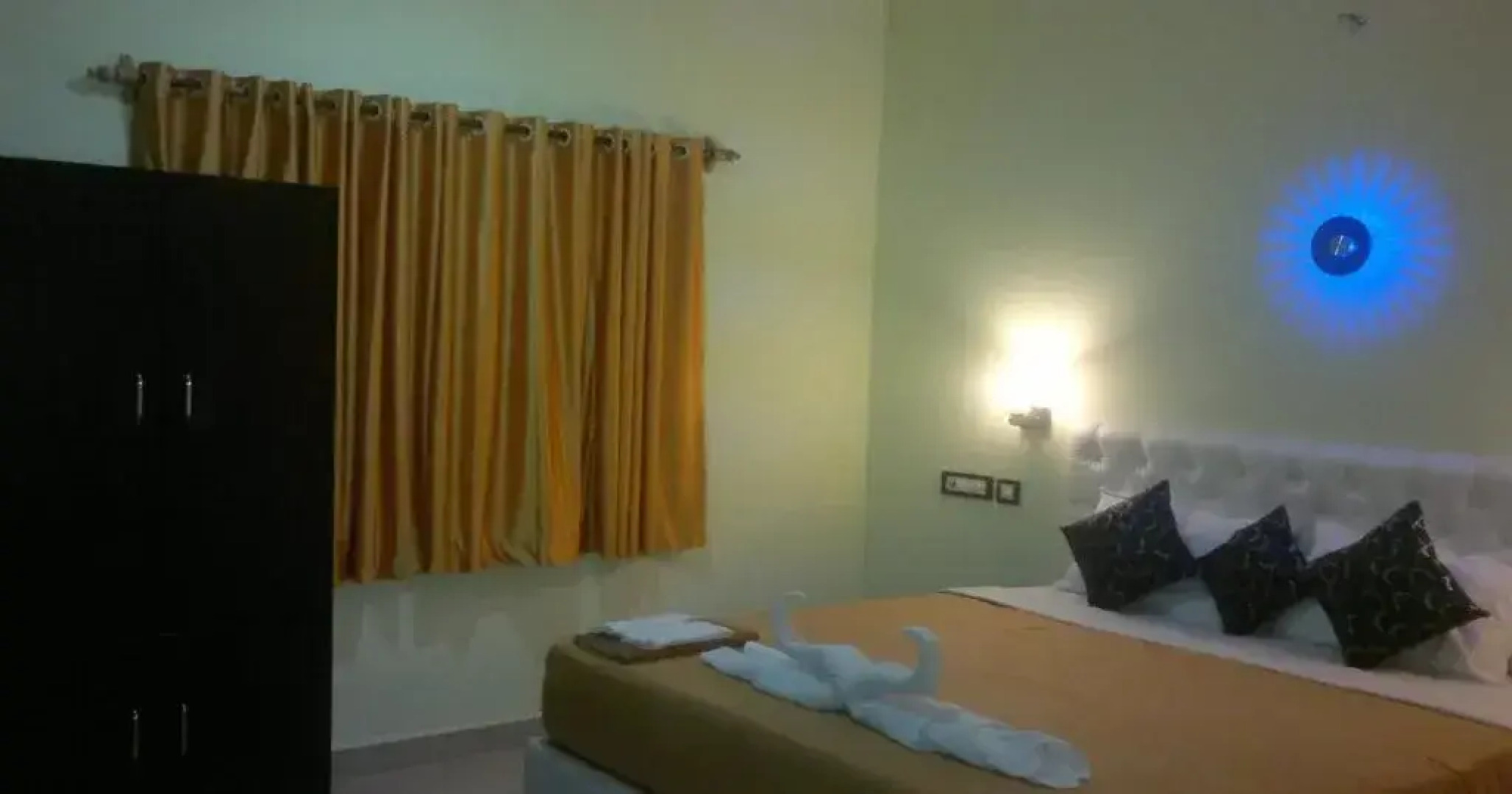 Lalit Royal guest house