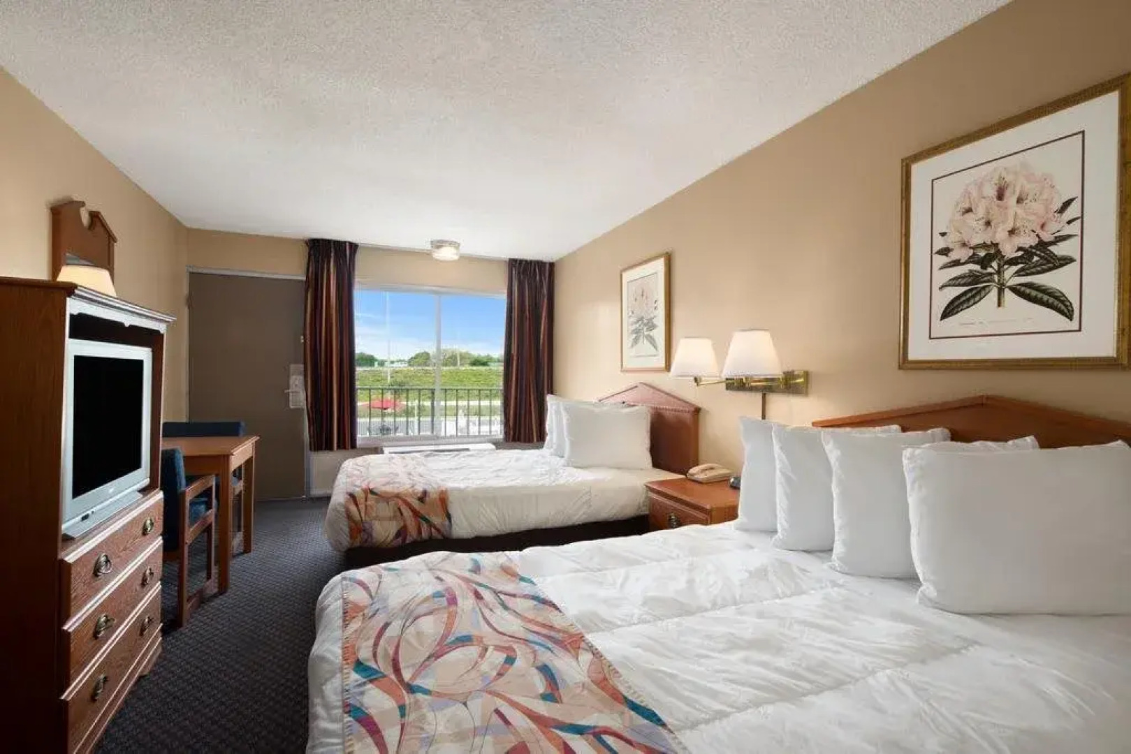 Days Inn Tampa North of Busch Gardens