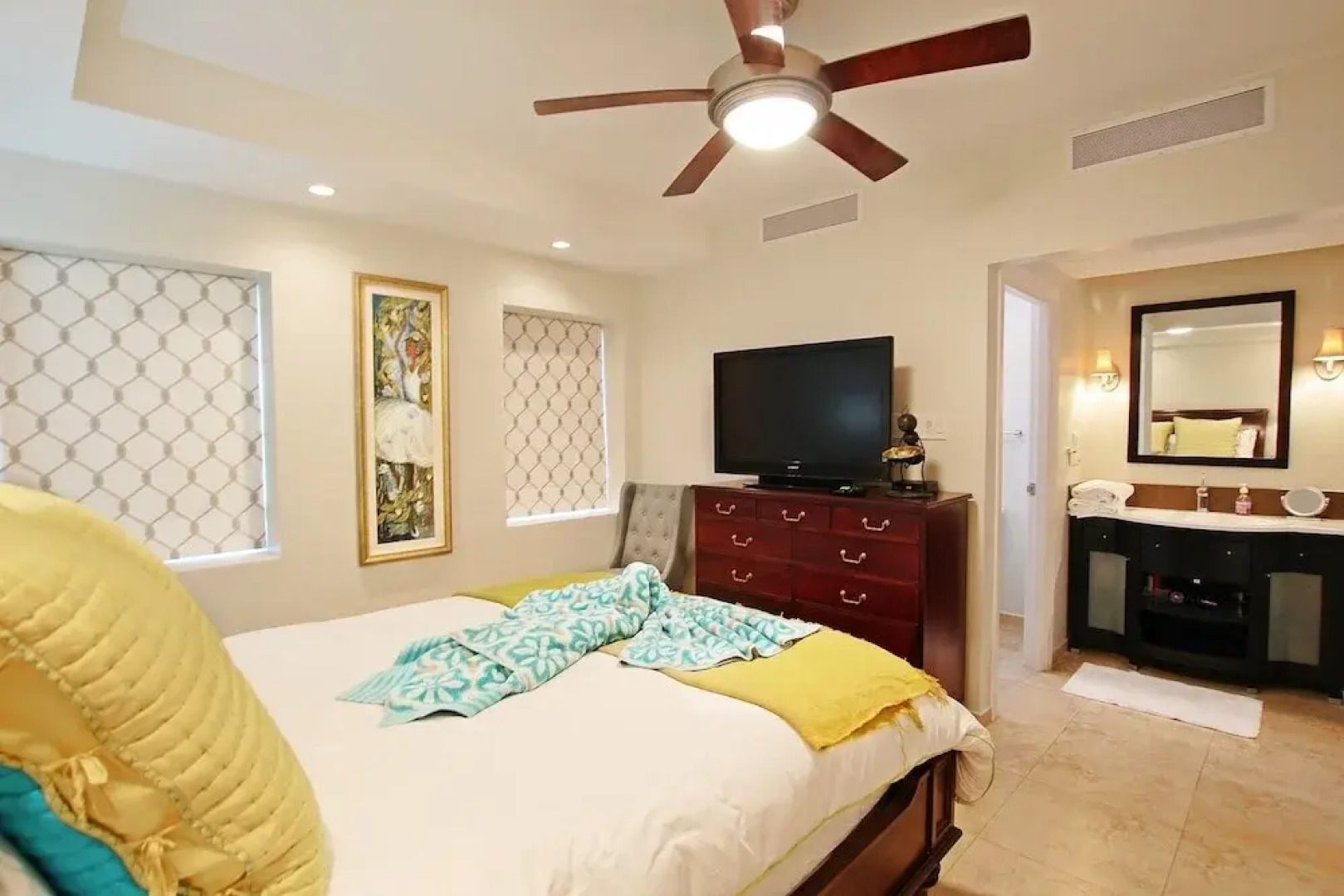 Stunning Beachfront 2-Bed Condo with Pool - Ocean One 204 by BSL Rentals