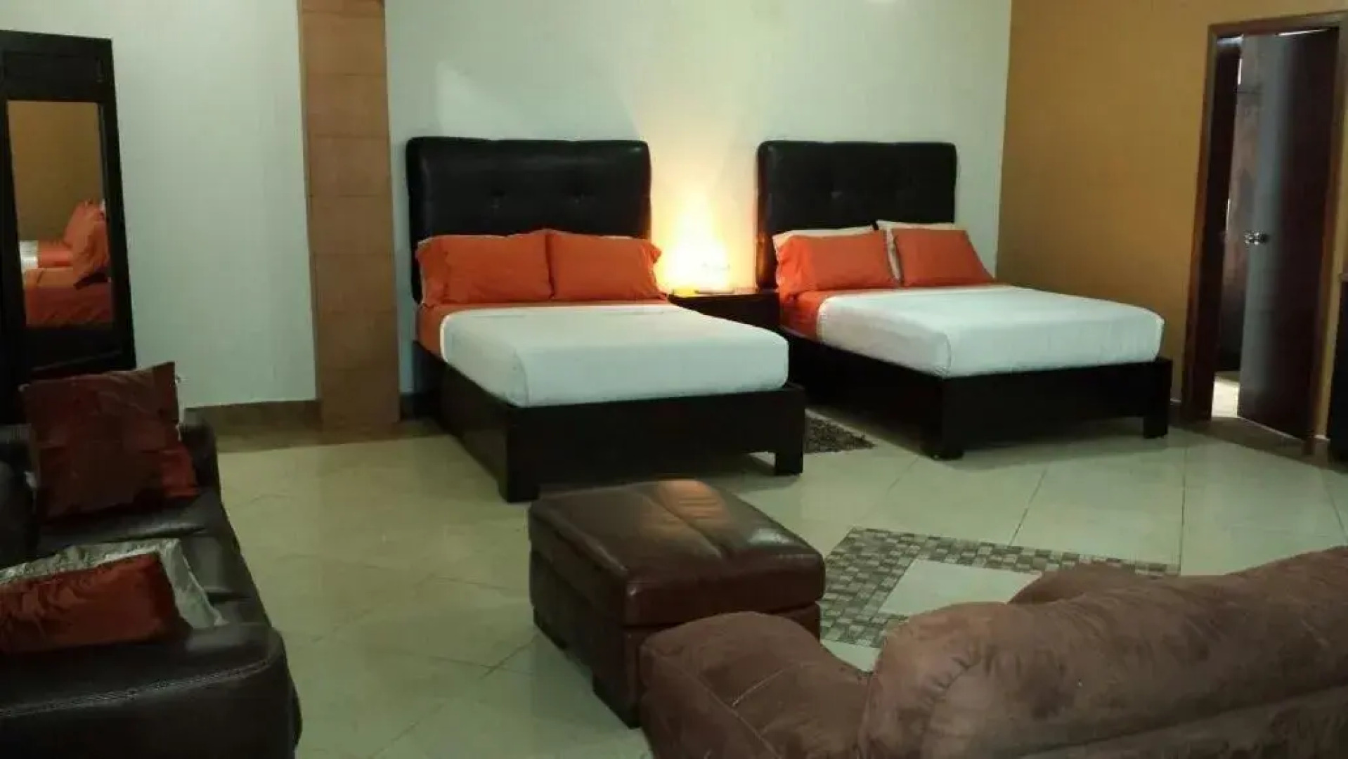 Premier Hotel Suites