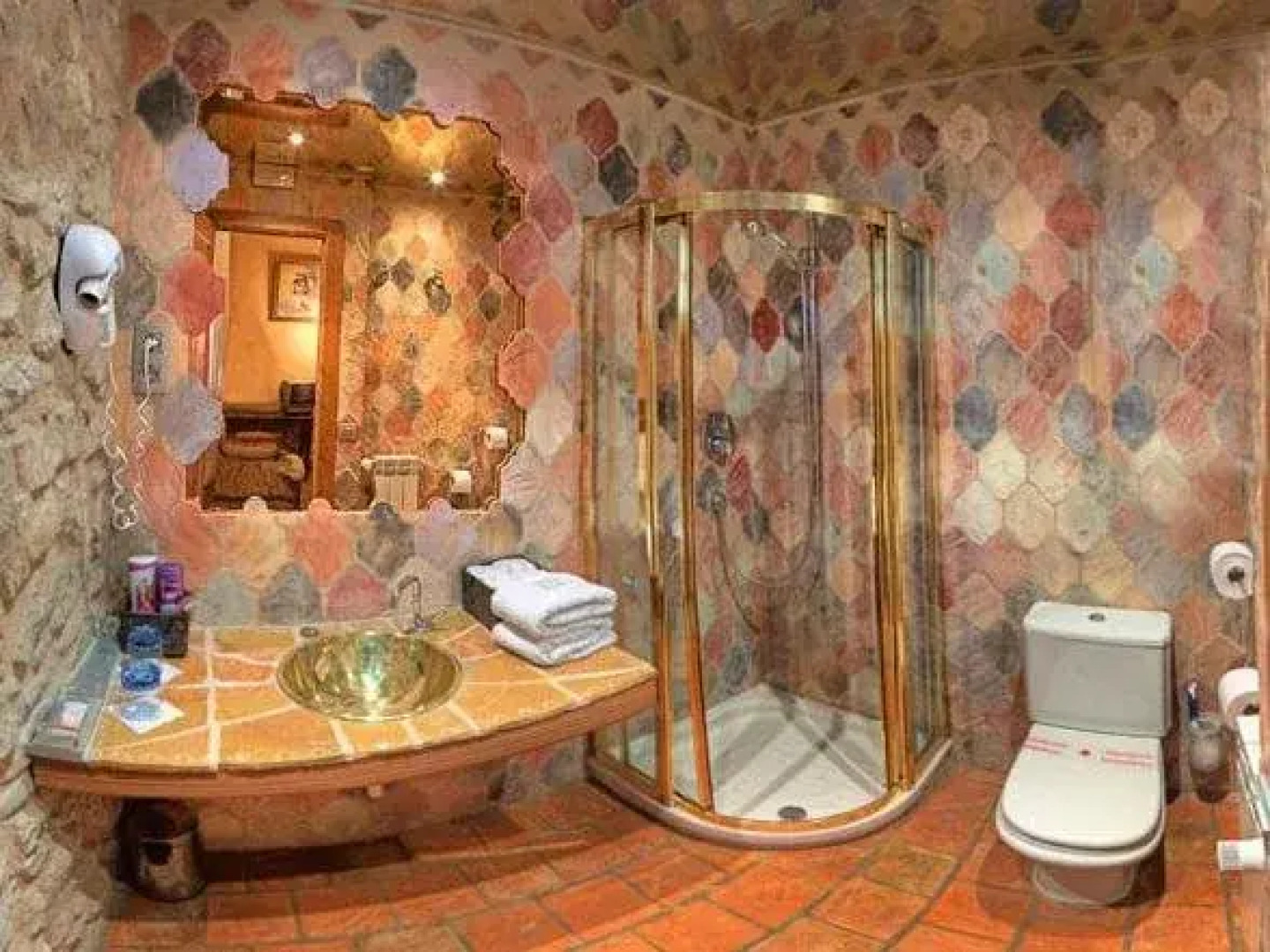 Bodegas de Arnés - Adults Only