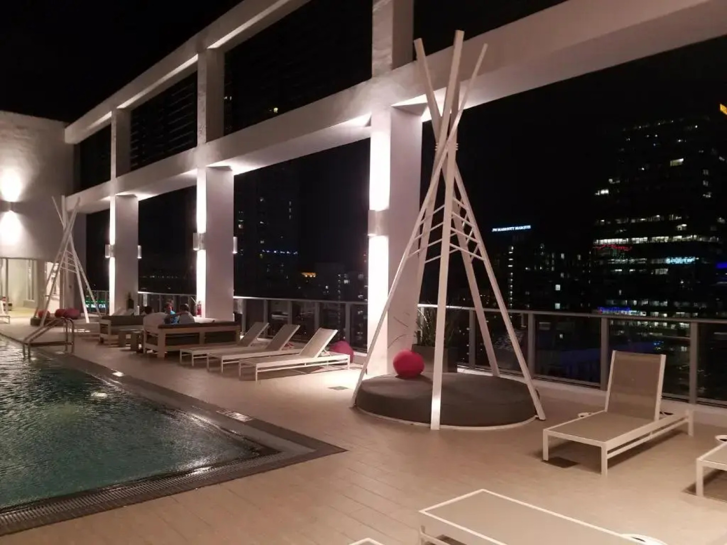 Downtown Miami Deluxe Apartment