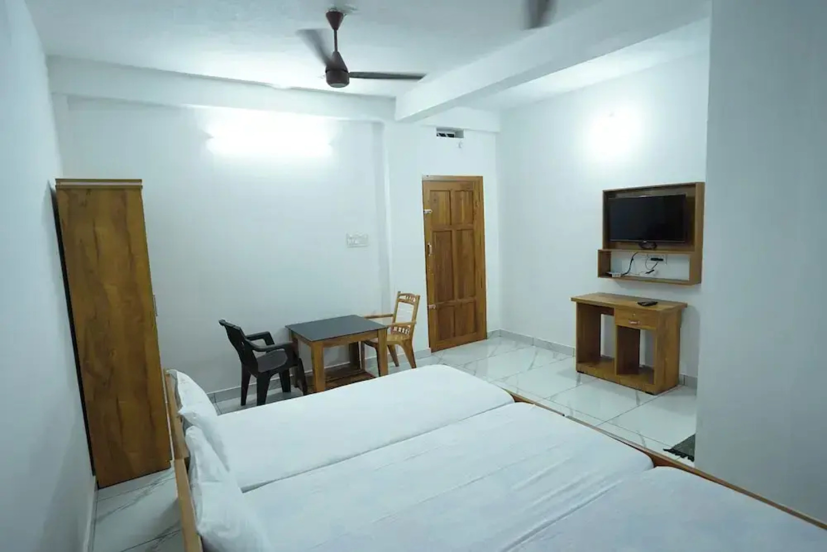 Parassini Tourist Home