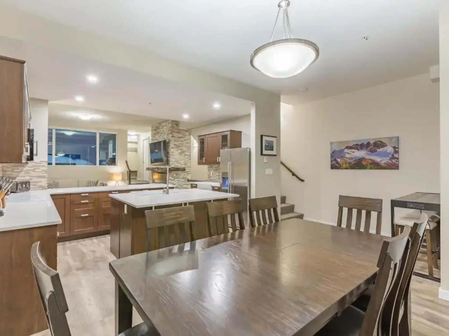 The Pinnacles Suites & Townhomes