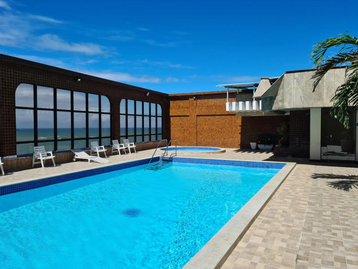 Flat Pasárgada 712, Free Bikes, pé na praia