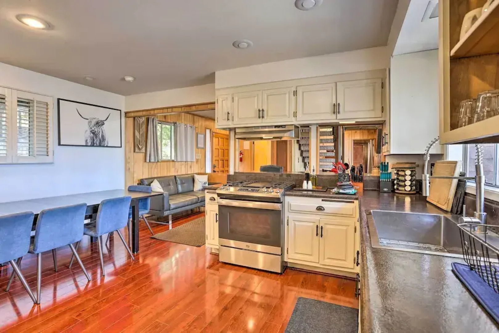 A-frame Home w/ 3 Decks & Lake Arrowhead Views!