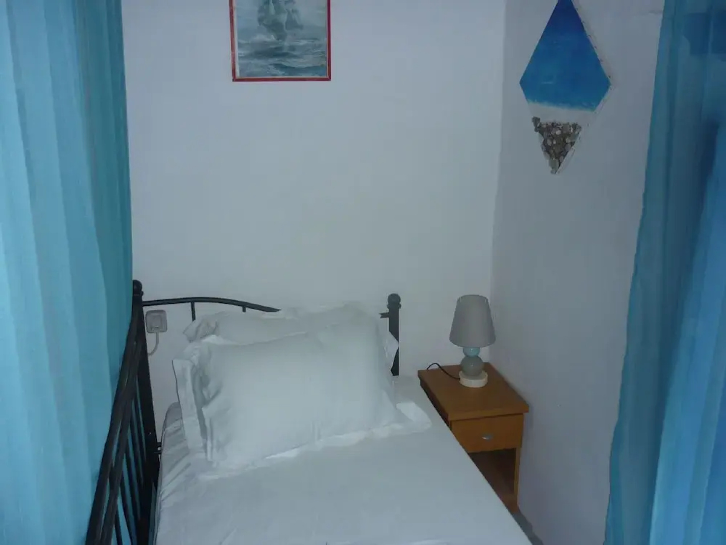 Traditional Villa 7 Mins Drive From Haraki Beach