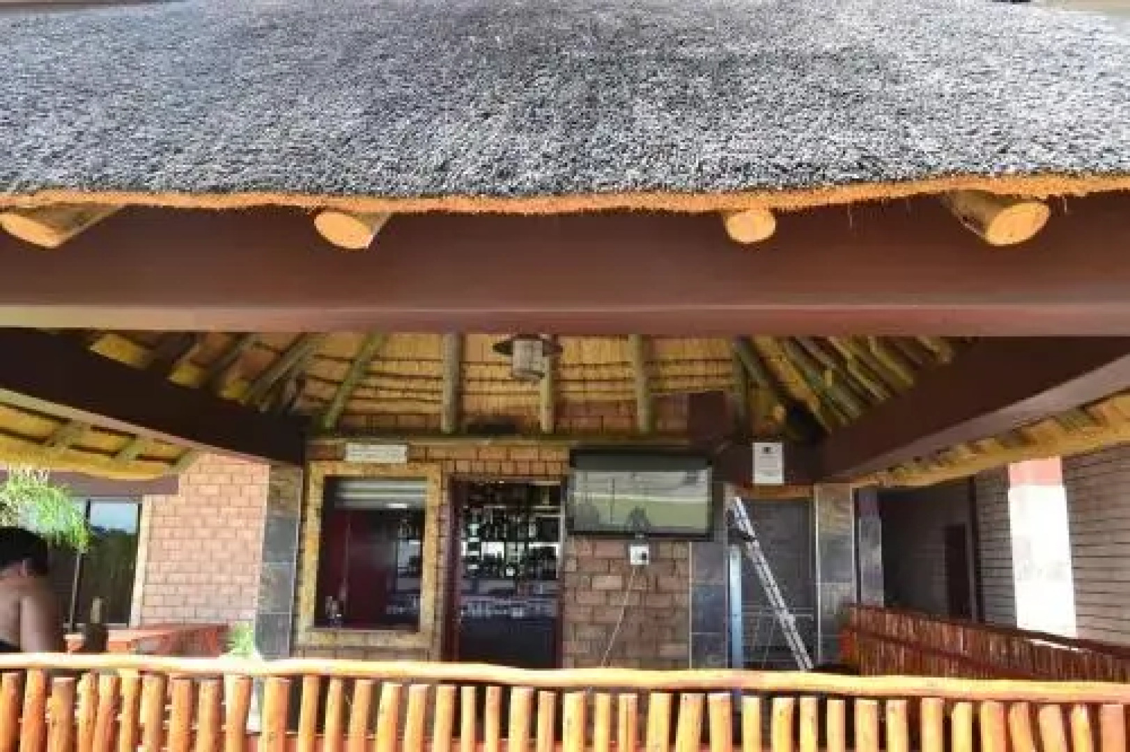 Road House Guest House