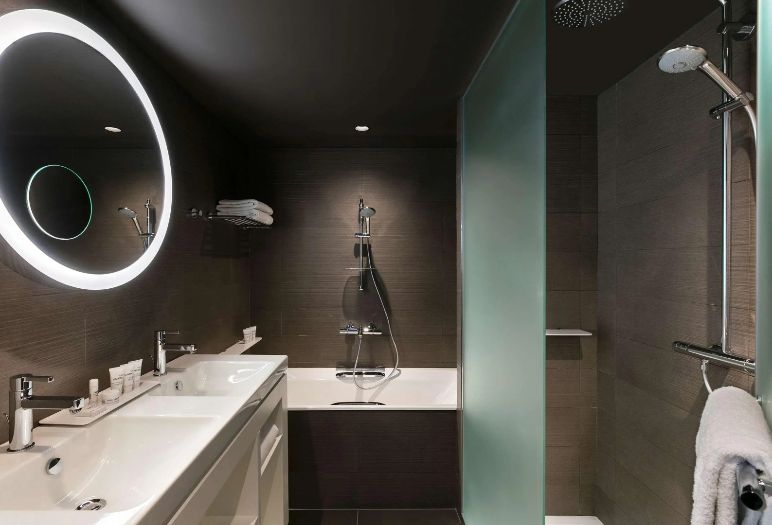 INNSiDE by Meliá Paris Charles de Gaulle Airport