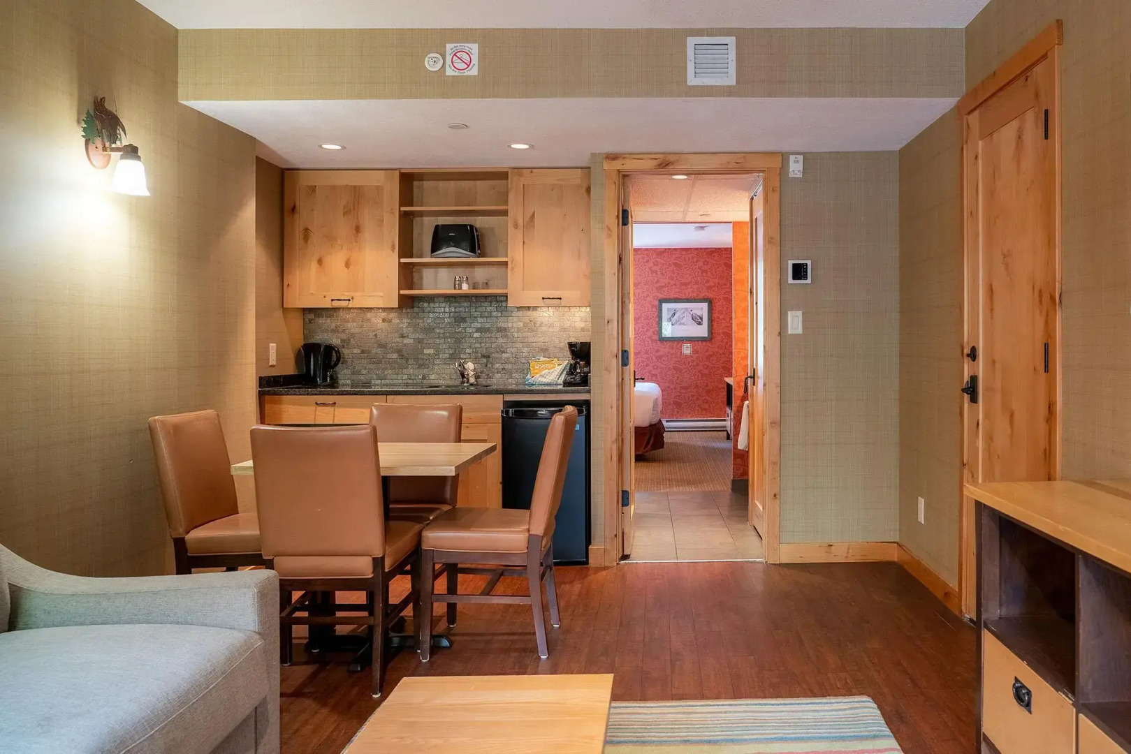 The Fox Hotel and Suites