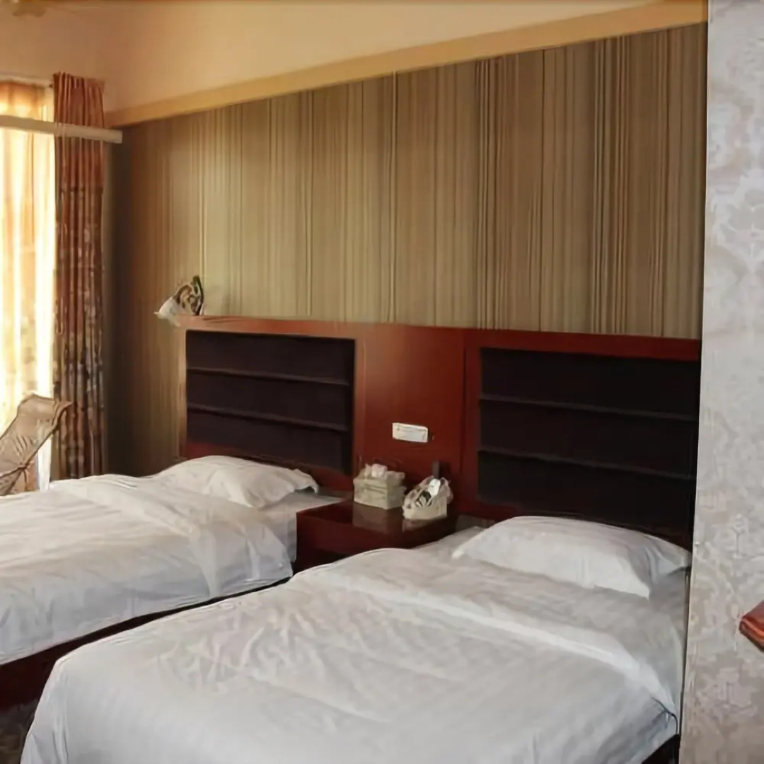 Longhua Hotel (West Ring Road