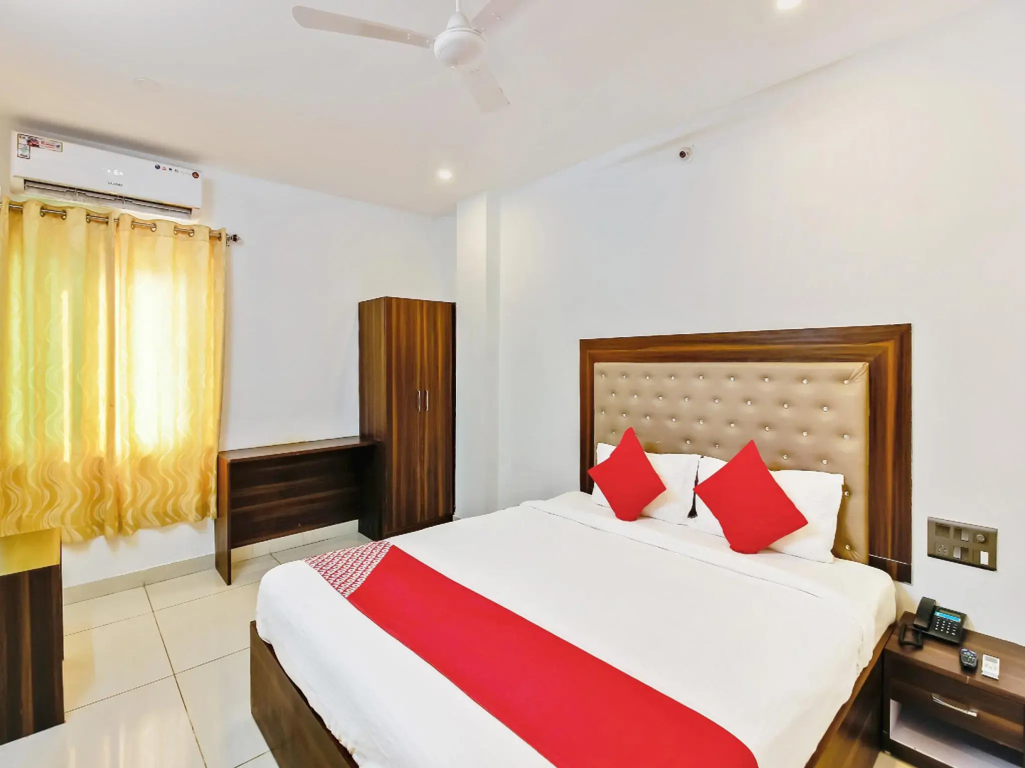 OYO 29131 Hotel MN Grand