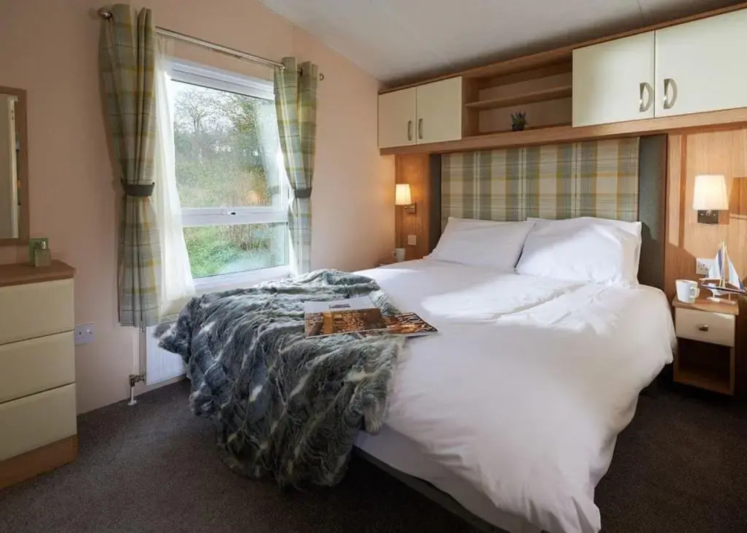 Meadow lakes holiday park