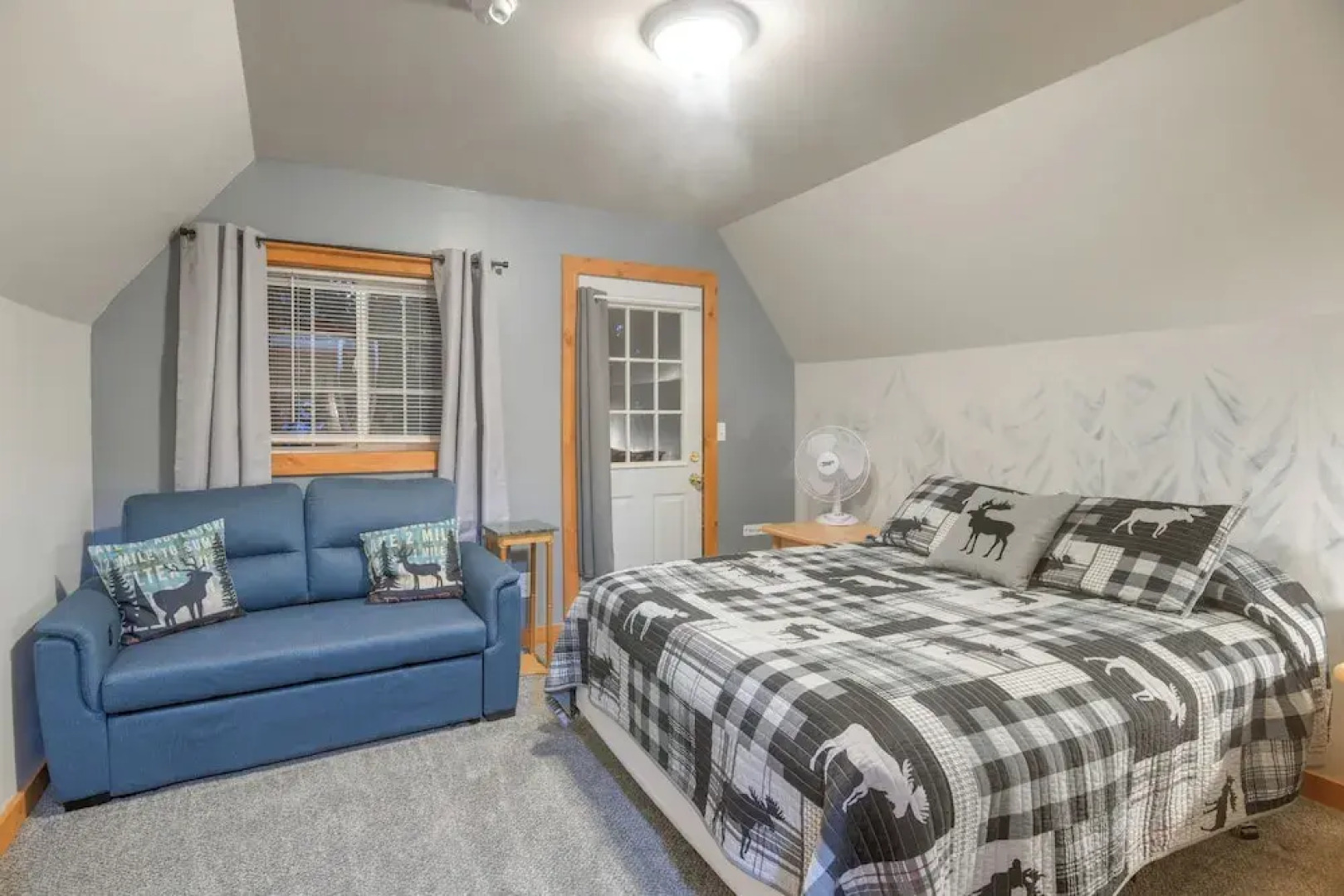 Family Cabin w/ Fire Pit - 25 Miles to Yellowstone