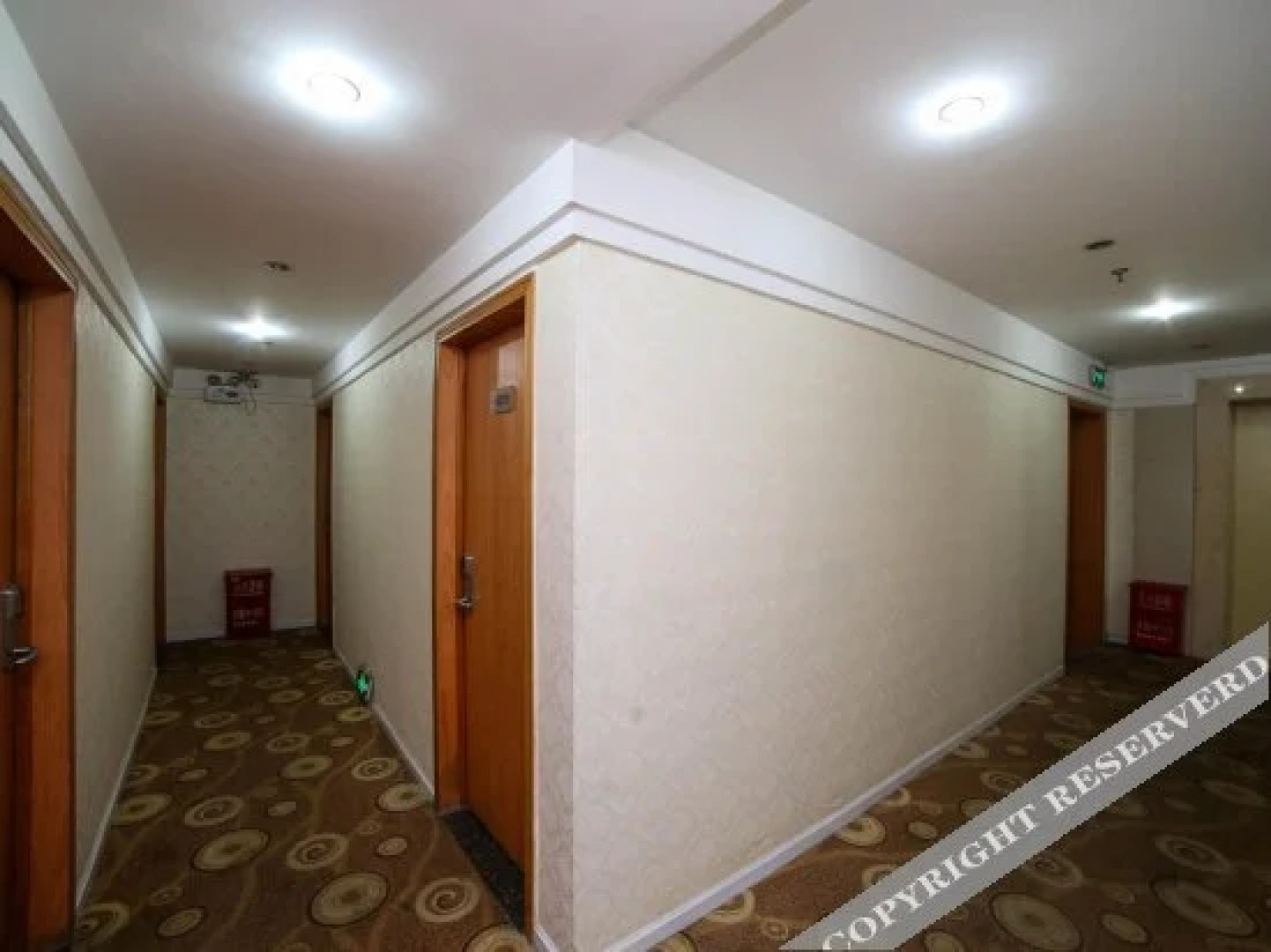 Lijin Express Holiday Hotel