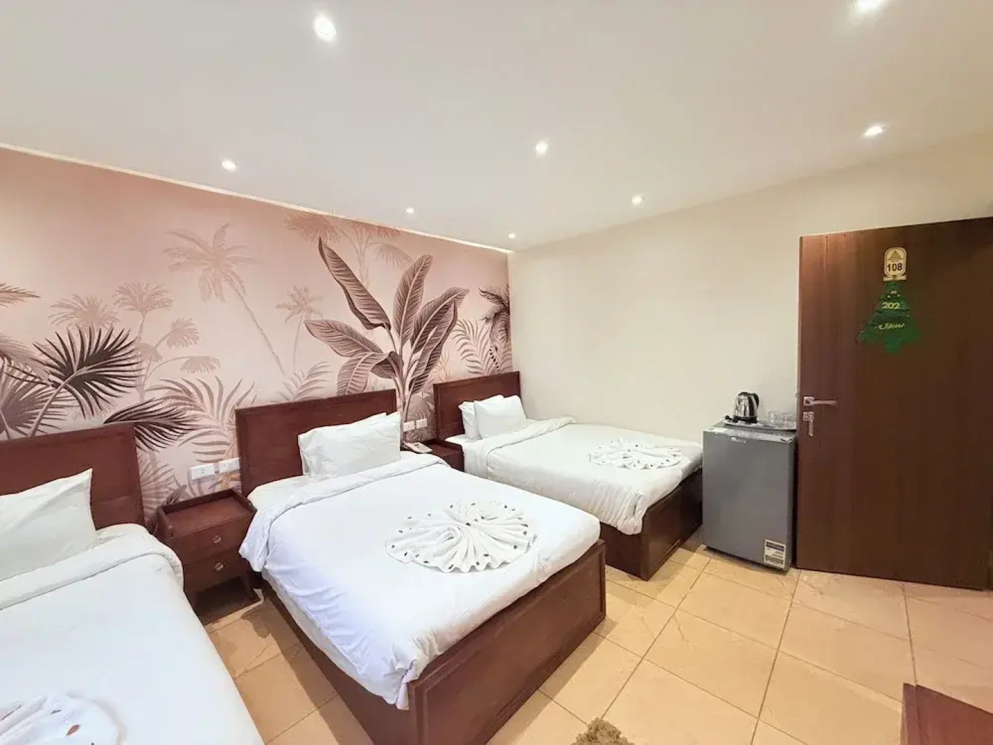 King Khafren View INN