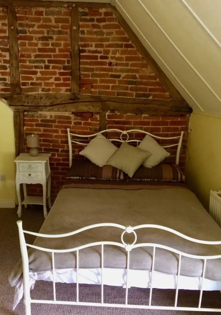 The Olde Leather Bottle