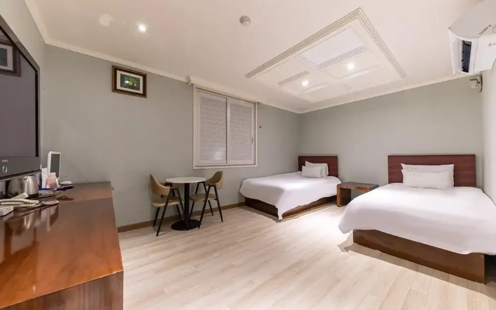 Yeongju Wiz Hotel