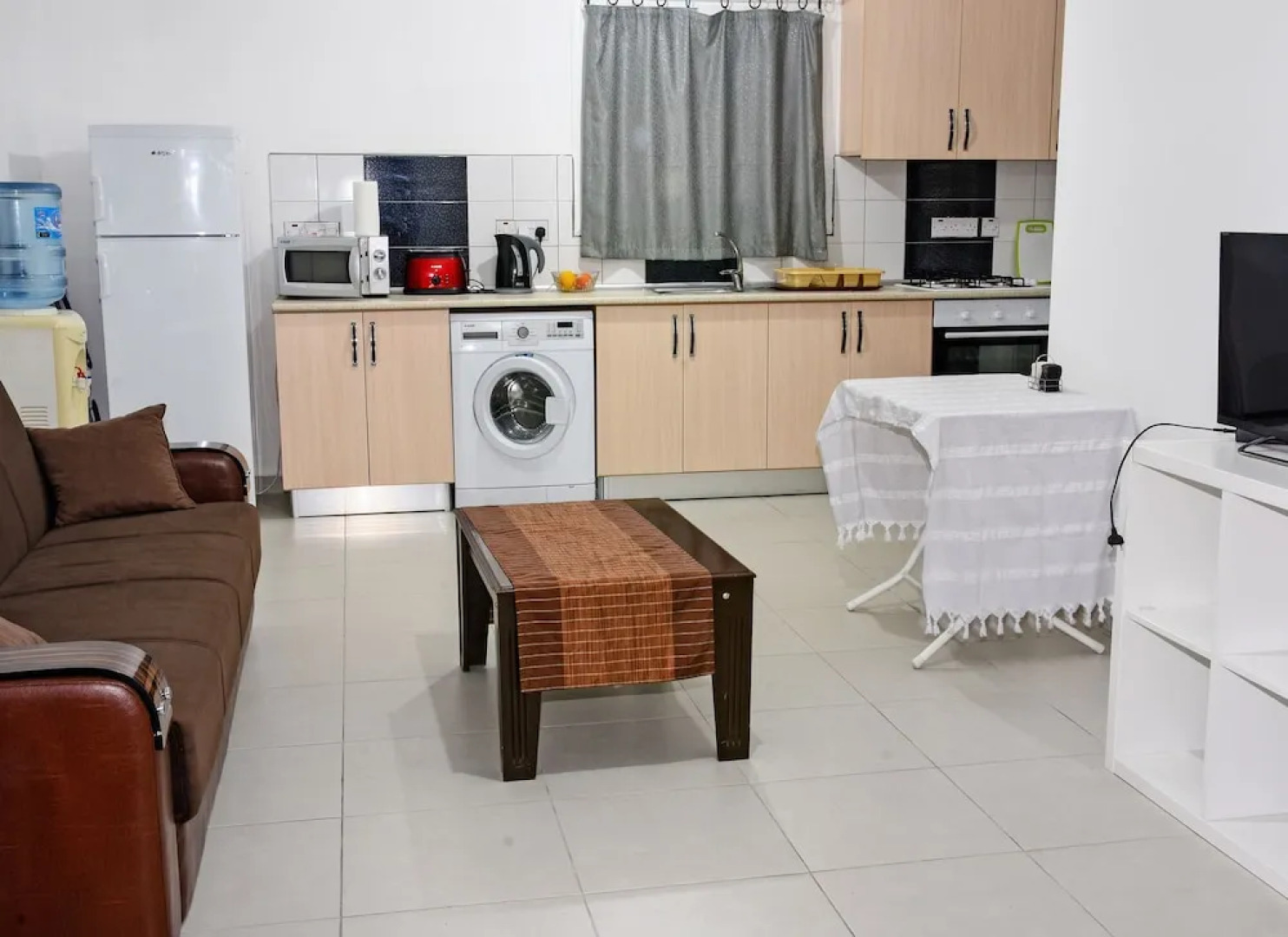 Pomegranate Cottage 1 Double Bedroom With Spectacular Mountain Sea View