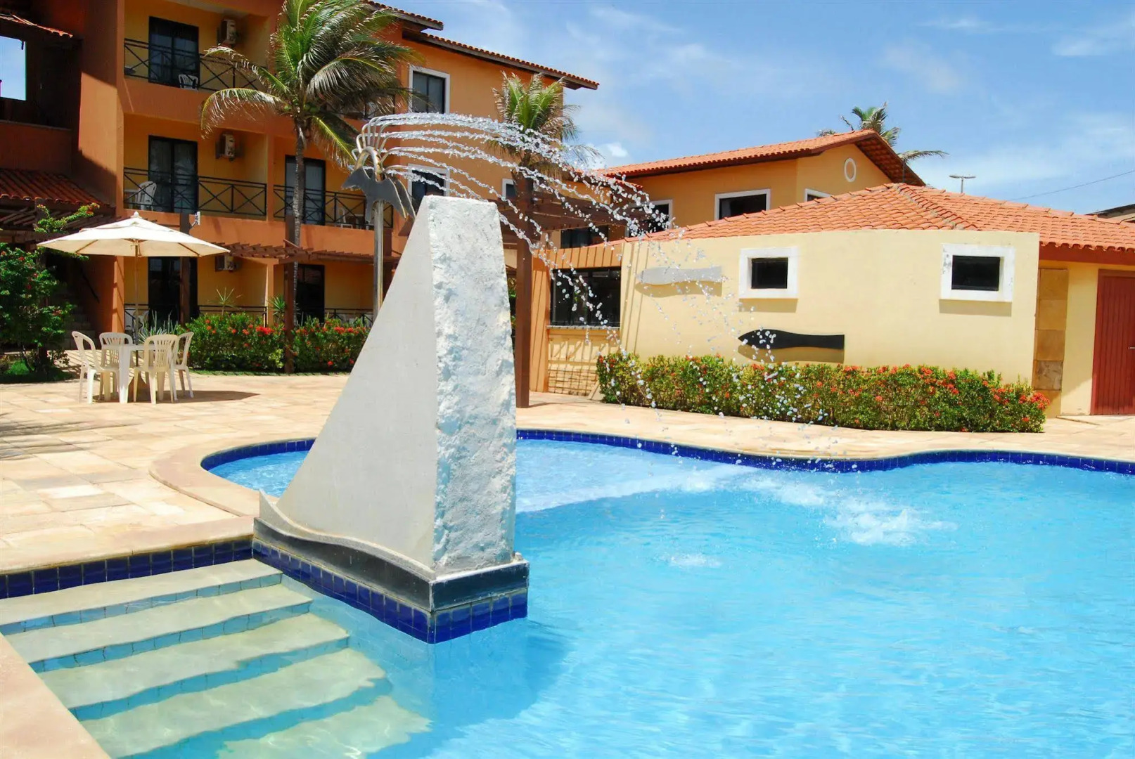 OYO Kalamari Beach Hotel