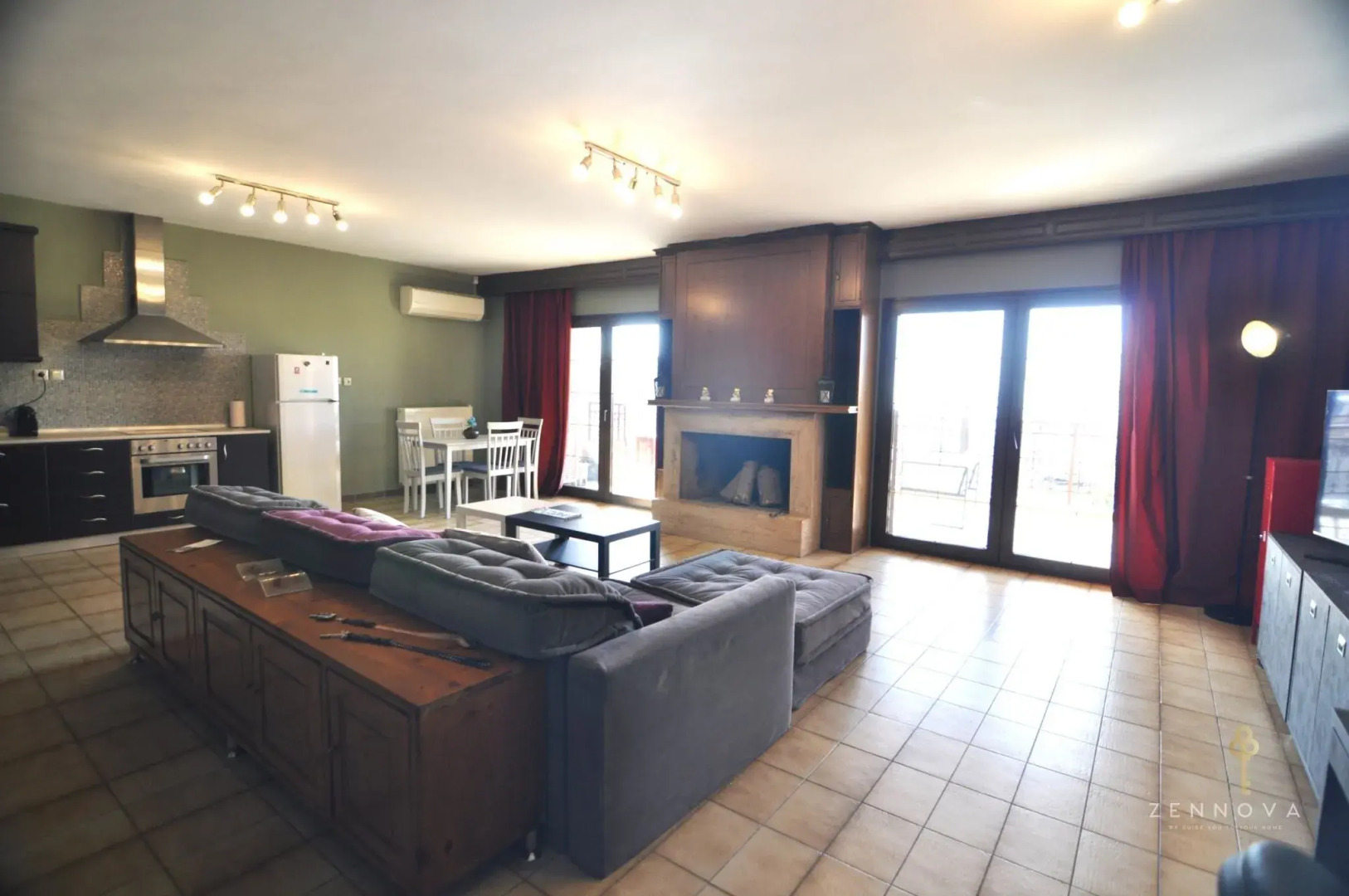 Zennova 80 Kastra Apartment