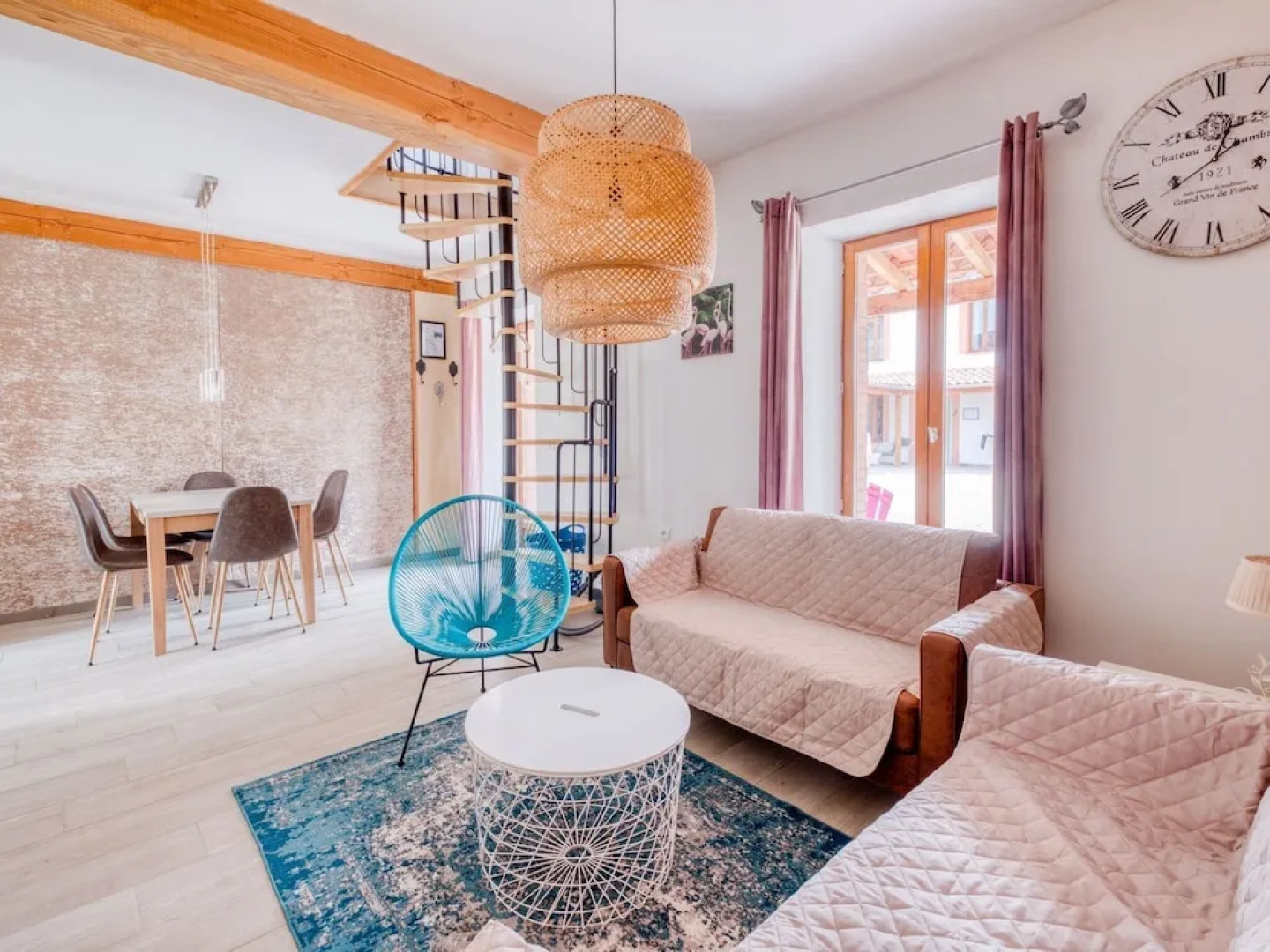 Modern Mansion in Tarn With Pool, Impressive Location