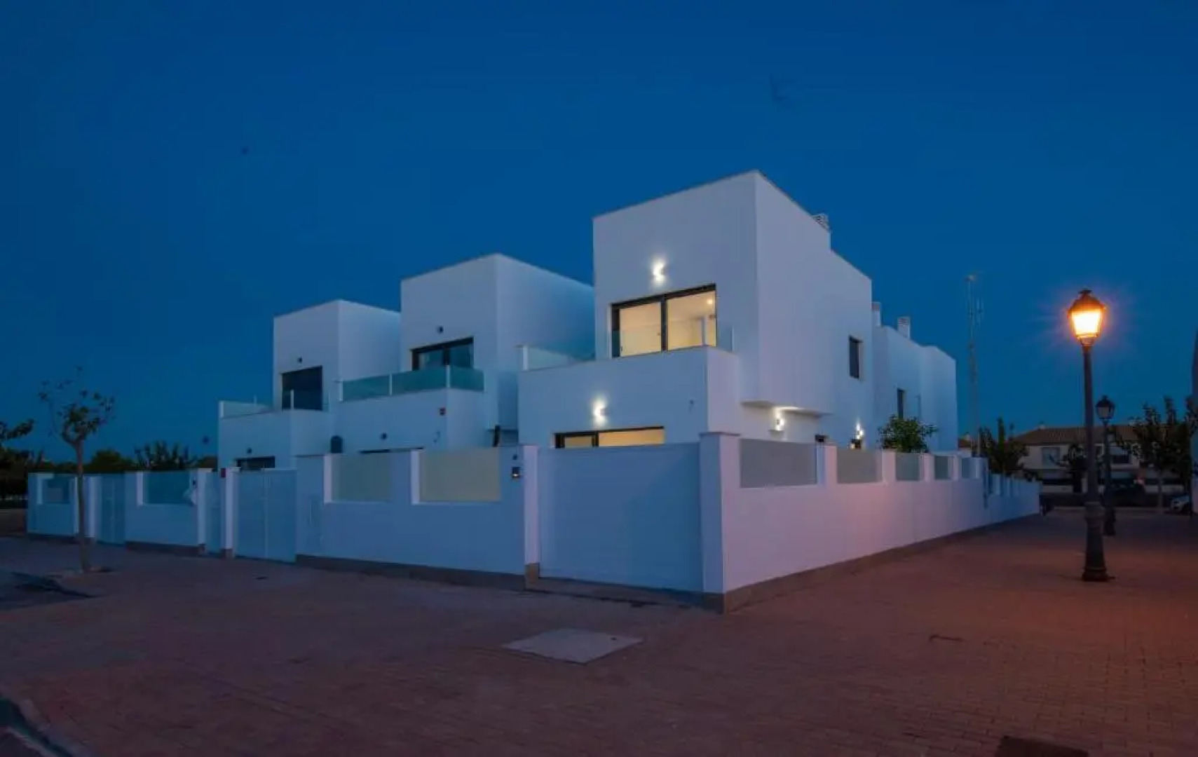 Luksusvilla med privat basseng - plass til 2 familier